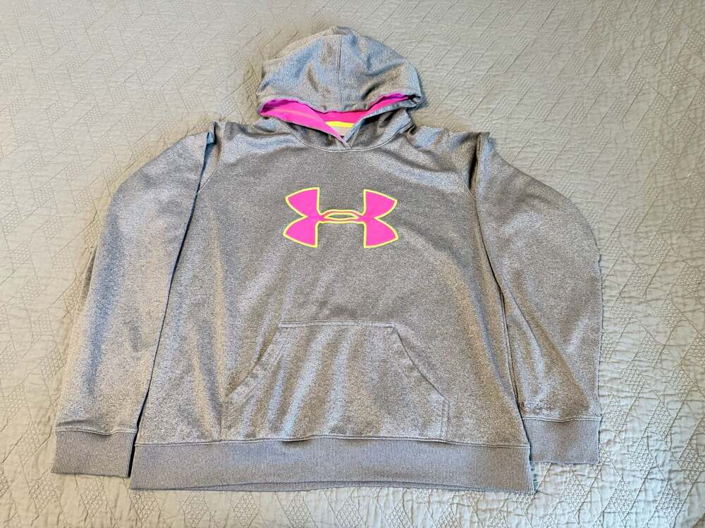Under Armour womens Large UA Storm semi L